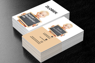 Maluch z tablicą kredową, Edukacja, Żłobek - Wizytówki Netprint